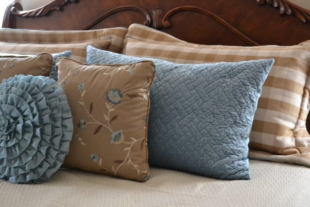 How to make a pillow sham via Worthing Court blog