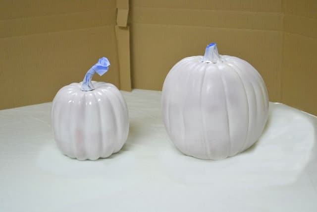 How to decoupage fake pumpkins with decorative napkins for Fall, Halloween and Thanksgiving :: WorthingCourtBlog.com