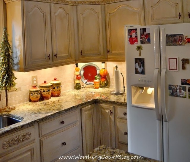 DIY French Country Kitchen Makeover: formula for painting and glazing existing oak cabinets