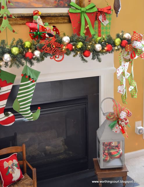 Christmas mantle via Worthing Court blog