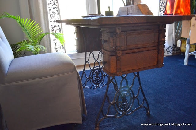 Vintage sewing machine cabinet turned into a desk via Worthing Court blog