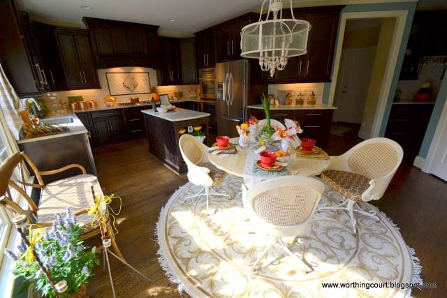 kitchen with dark cabinets via Worthing Court blog