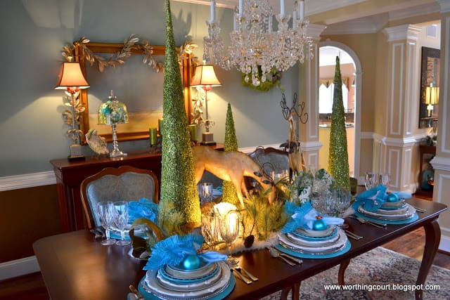 Christmas tablescape via Worthing Court blog