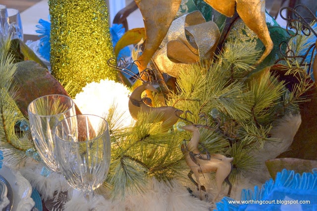 Christmas tablescape via Worthing Court blog