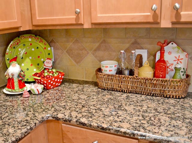 Kitchen Christmas tree and decor via Worthing Court blog Kitchen Christmas tree and decor via Worthing Court blog