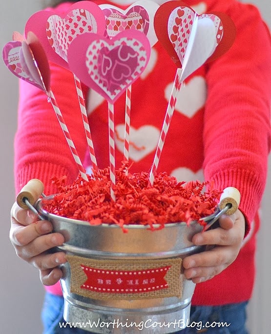 Worthing Court: How to make a Valentine's Day Sweetheart Bouquet craft