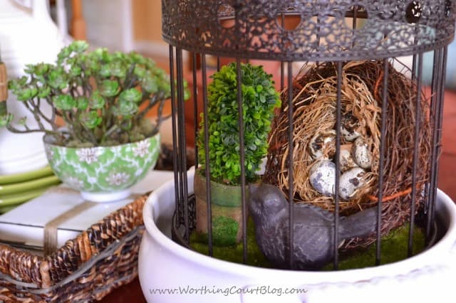 Spring Coffee Table Vignette - WorthingCourtBlog 