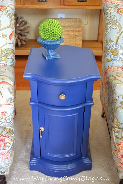 Table makeover using Annie Sloan Chalk Paint in Napoleonic Blue :: WorthingCourtBlog.com