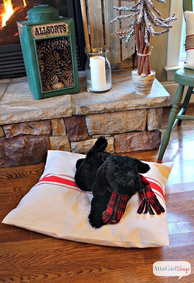 No-sew grain sack dog bed cover