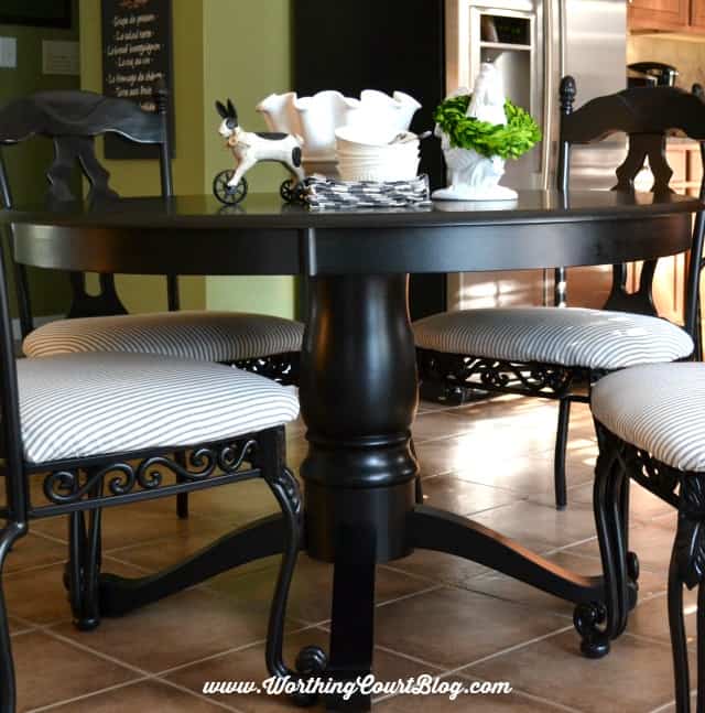 48" round black farmhouse style pedestal table || WorthingCourtBlog.com