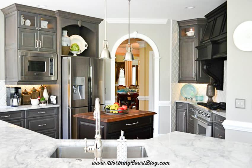 Remodeled kitchen layout || Worthing Court