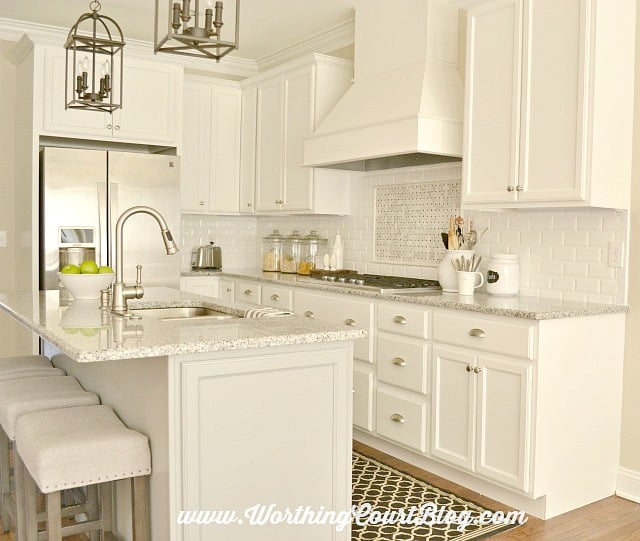 A classic kitchen backsplash