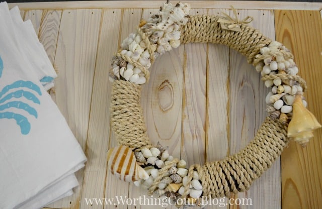 Rope and seashell wreath