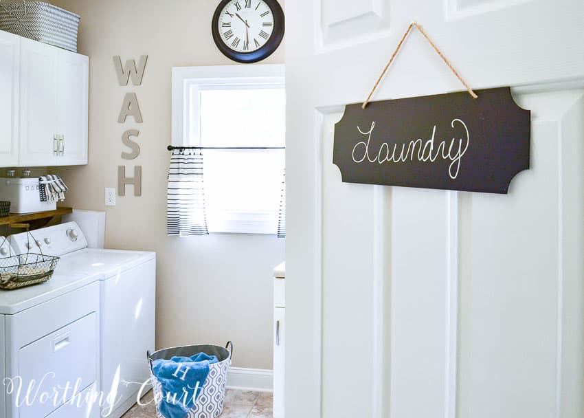 Chalkboard sign for the laundry room door || Worthing Court
