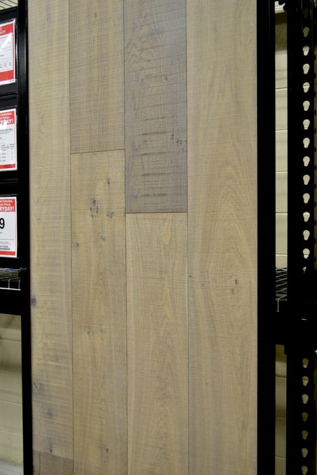 Oak engineered hardwood flooring