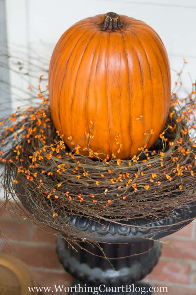 Easy fall urn