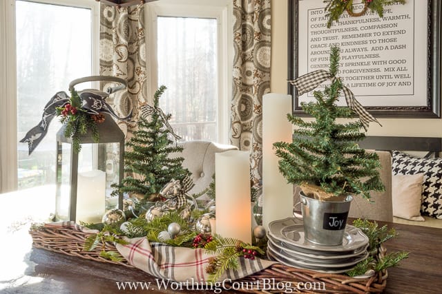 Farmhouse Christmas Kitchen