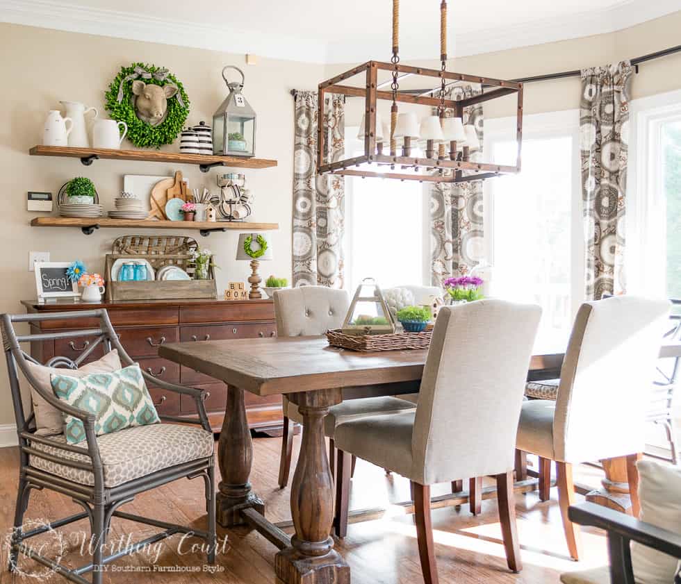 Celebrating Spring With Farmhouse Florals