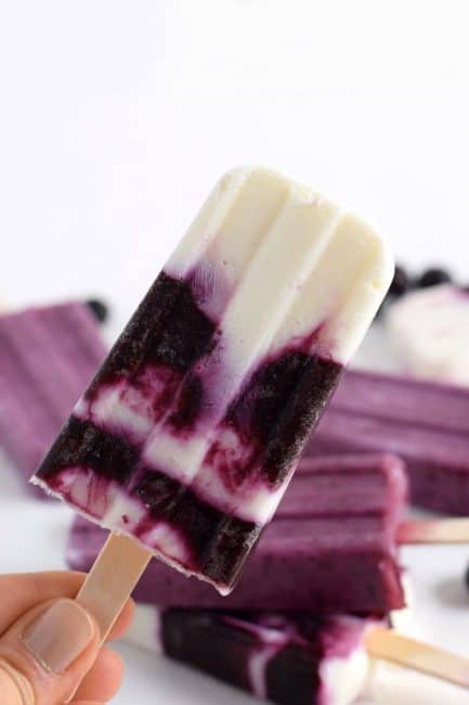 Healthy Blueberry Vanilla Yogurt Popsicles 
