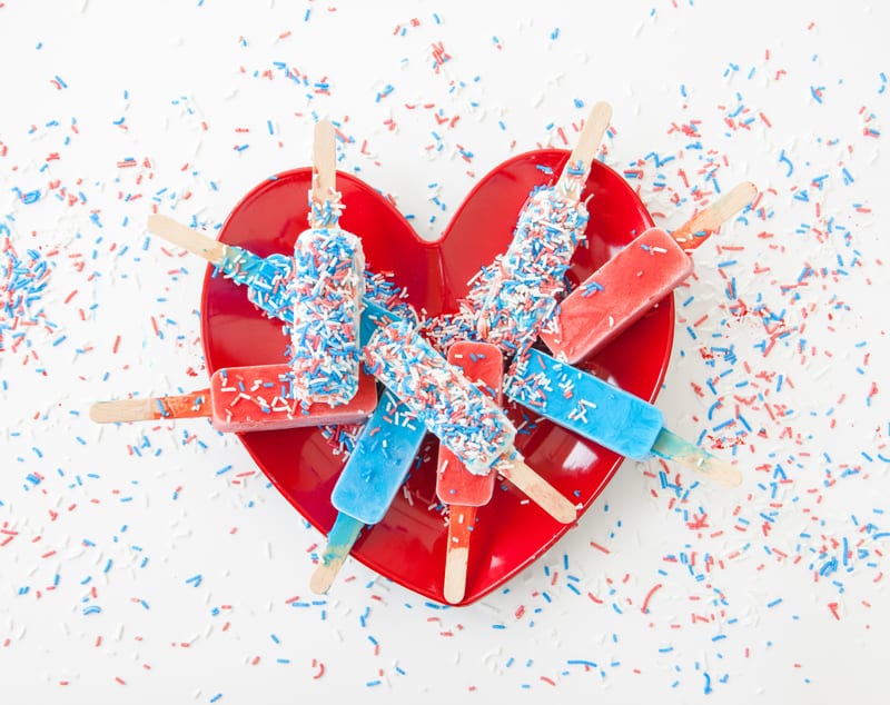 How to make red, white and blue patriotic popsicles for Memorial Day, Flag Day, July 4th or any time of year!