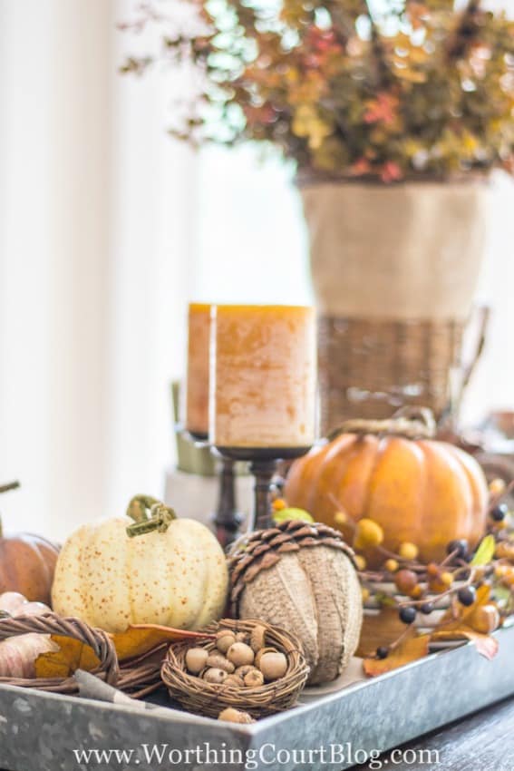 5 tips for how to make a fabulous fall centerpiece. #howto #tips #fall || Worthing Court