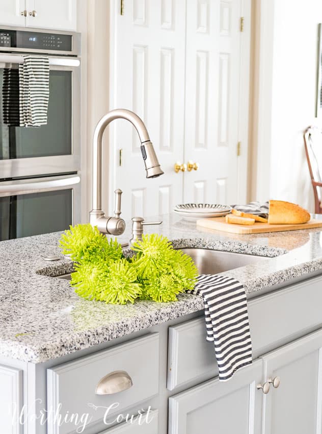 Under mount stainless sink