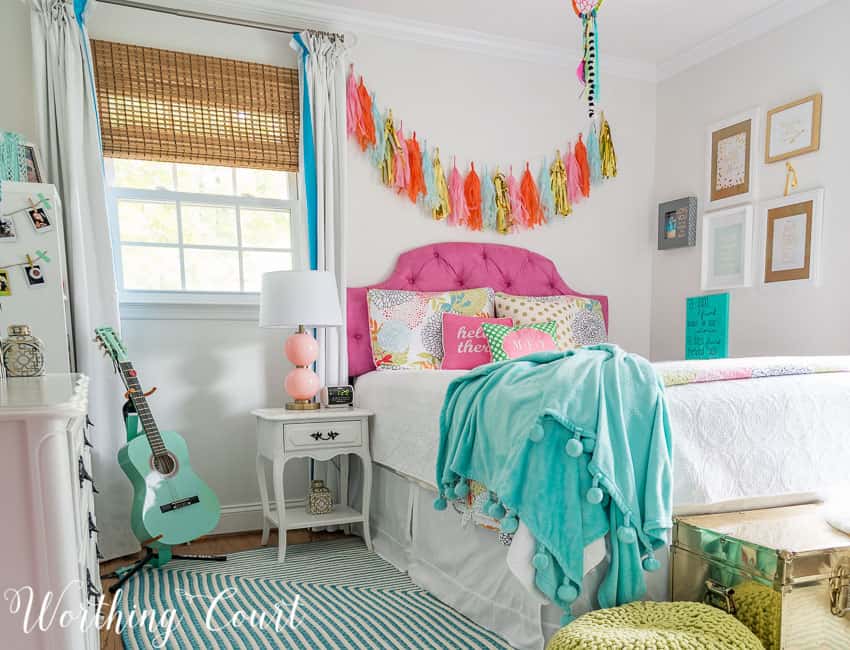 Teenage girl's bedroom || Worthing Court