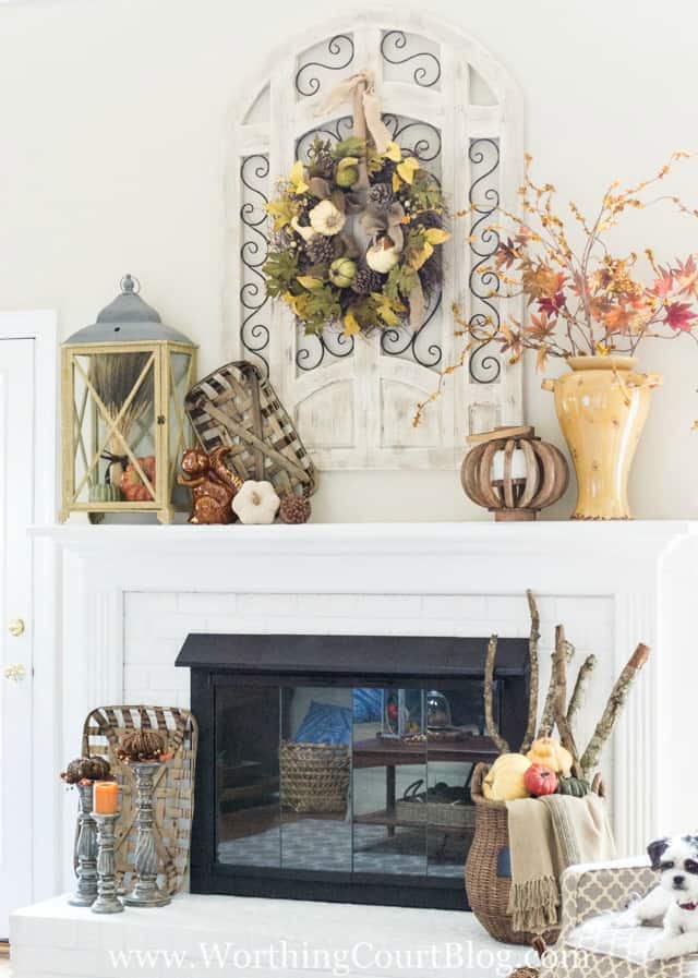 Fall mantel with rustic and farmhouse touches || Worthing Court