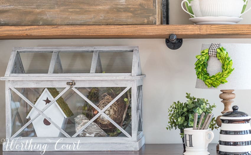 Farmhouse style spring terrarium || Worthing Court