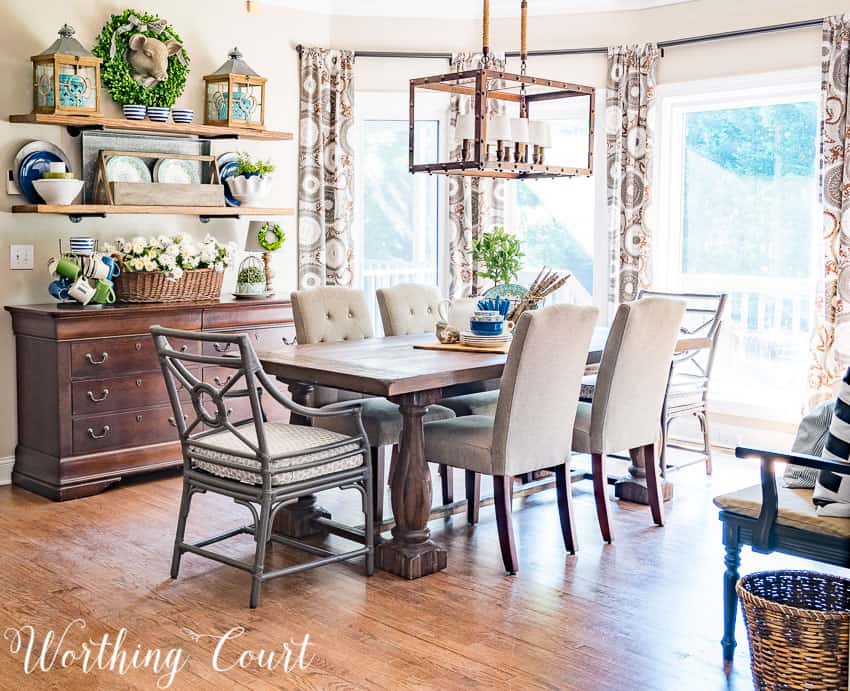 Farmhouse style breakfast nook decorated for summer with blue and green accents || Worthing Court