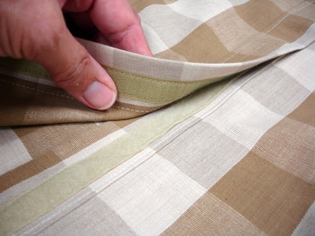 closing velcro sewn on a pillow sham