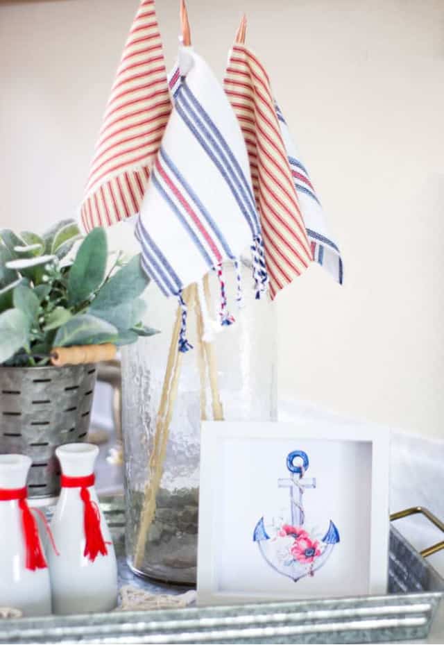 vignette with red white and blue decor