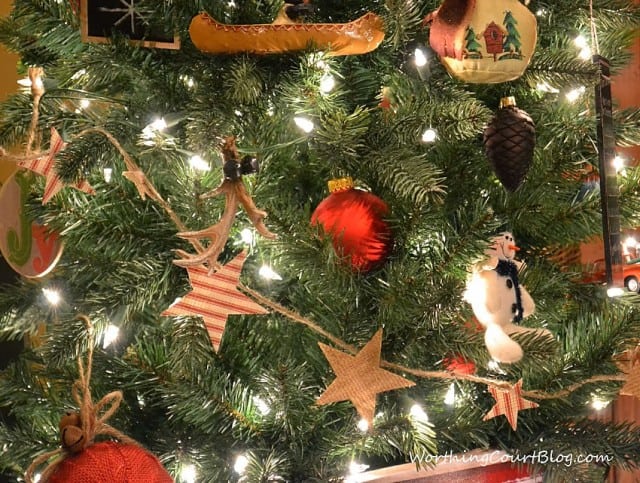  No-sew burlap and red ticking Christmas tree garland up close picture.