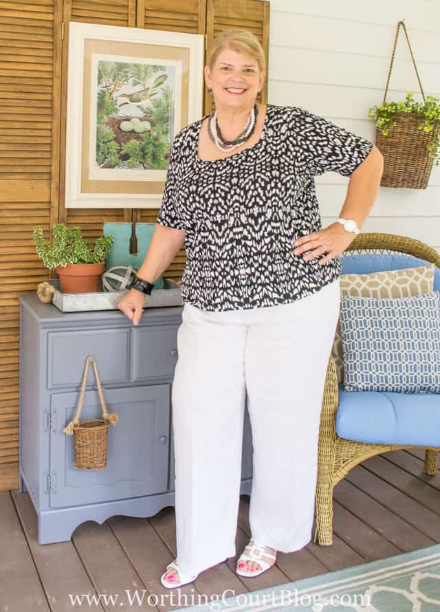 Classic white linen pants and a soft black and white knit shirt make for a comfy, yet slightly dressy, summer outfit.
