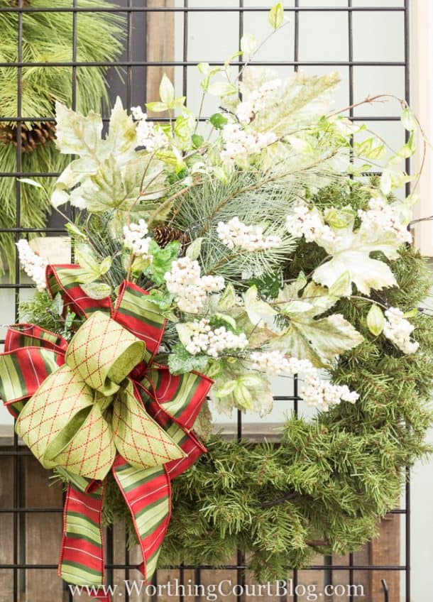 How To Decorate A Christmas Wreath StepByStep Worthing Court