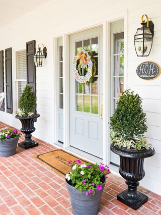 Farmhouse Front Entry And Easy Planters
