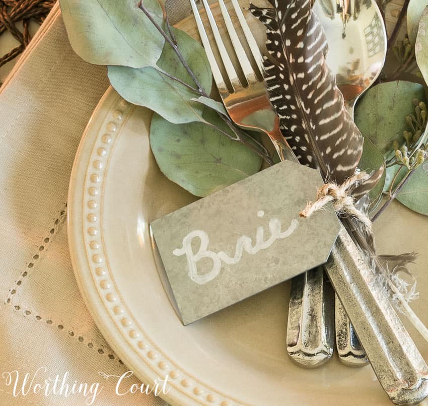 thanksgiving place setting with neutral colors