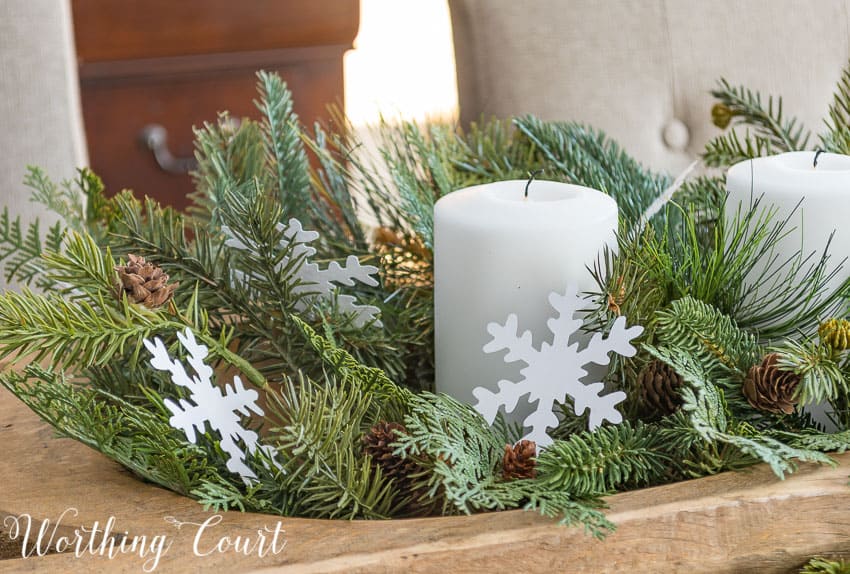 Up close picture of the pinecones in the centerpiece.