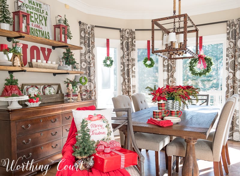 Celebrating A Nostalgic Christmas In My Breakfast Room #christmas #christmaswreath #plaid