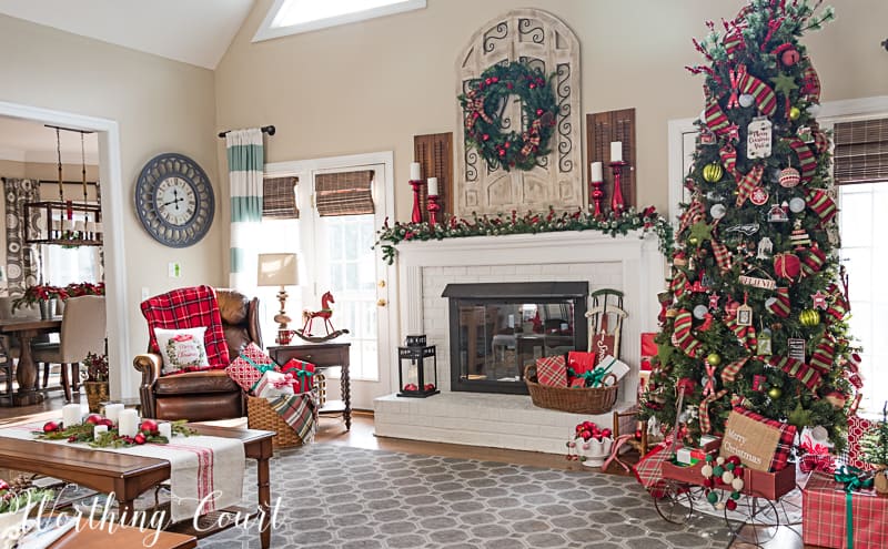 Take A Tour Of My Cozy And Festive Christmas Family Room - Worthing ...