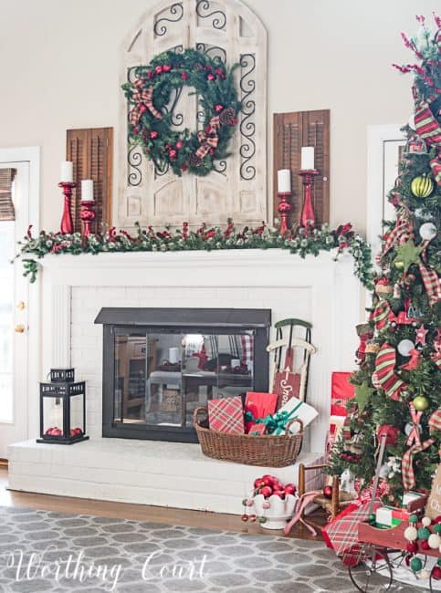 Take A Tour Of My Cozy And Festive Christmas Family Room - Worthing ...