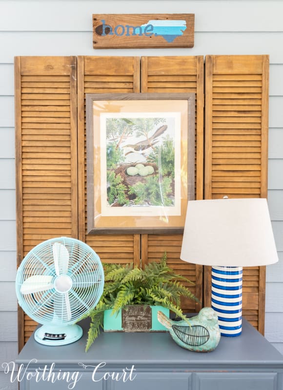 Vignette idea using items from the #TrishaYearwood Collection at #TractorSupply #springdecor #springdecoratingideas #aqua #HomeDecor #SouthernStyle #vignette