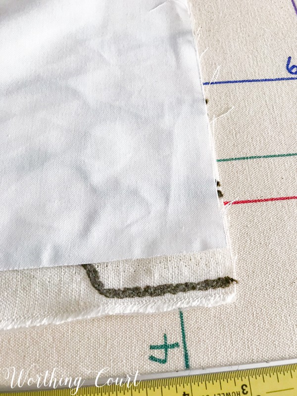 How To Make A Lined, Flat Drapes Just Like The Pros Do - It's Easy! How to join the front and lining of flat drapery panels together. #drapesforlivingroom #curtains #draperies #draperypanels #diydrapes #diycurtains #drapetechniques #drapesforslidingglassdoors #windowdrapes