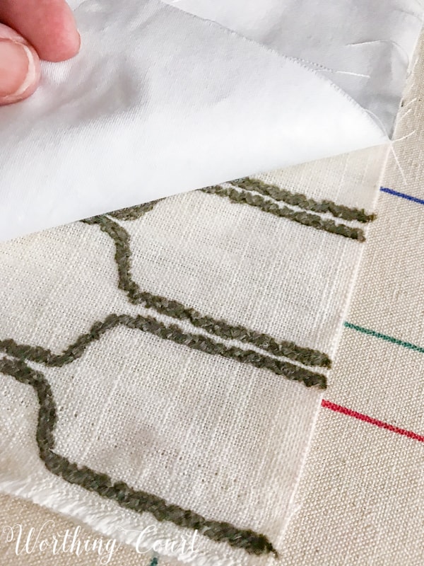How To Make A Lined, Flat Drapes Just Like The Pros Do - It's Easy! How to join the front and lining of flat drapery panels together. #drapesforlivingroom #curtains #draperies #draperypanels #diydrapes #diycurtains #drapetechniques #drapesforslidingglassdoors #windowdrapes