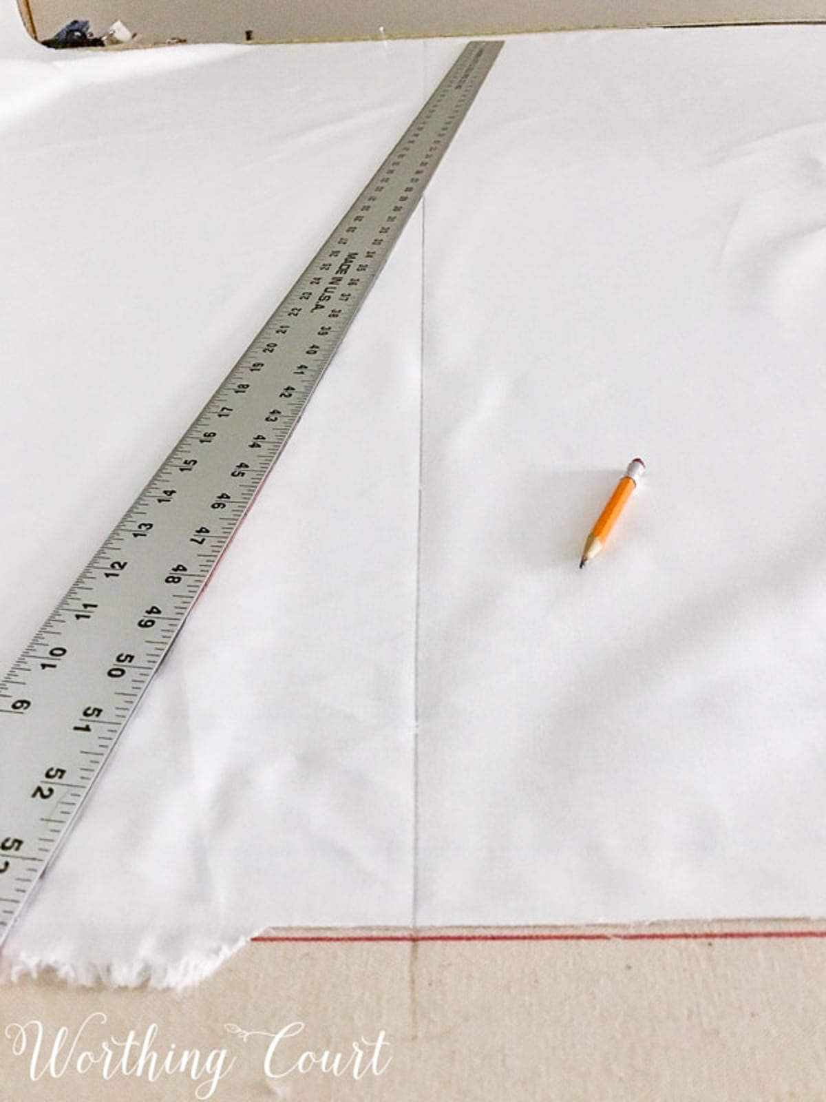 image from tutorial about how to make lined curtains