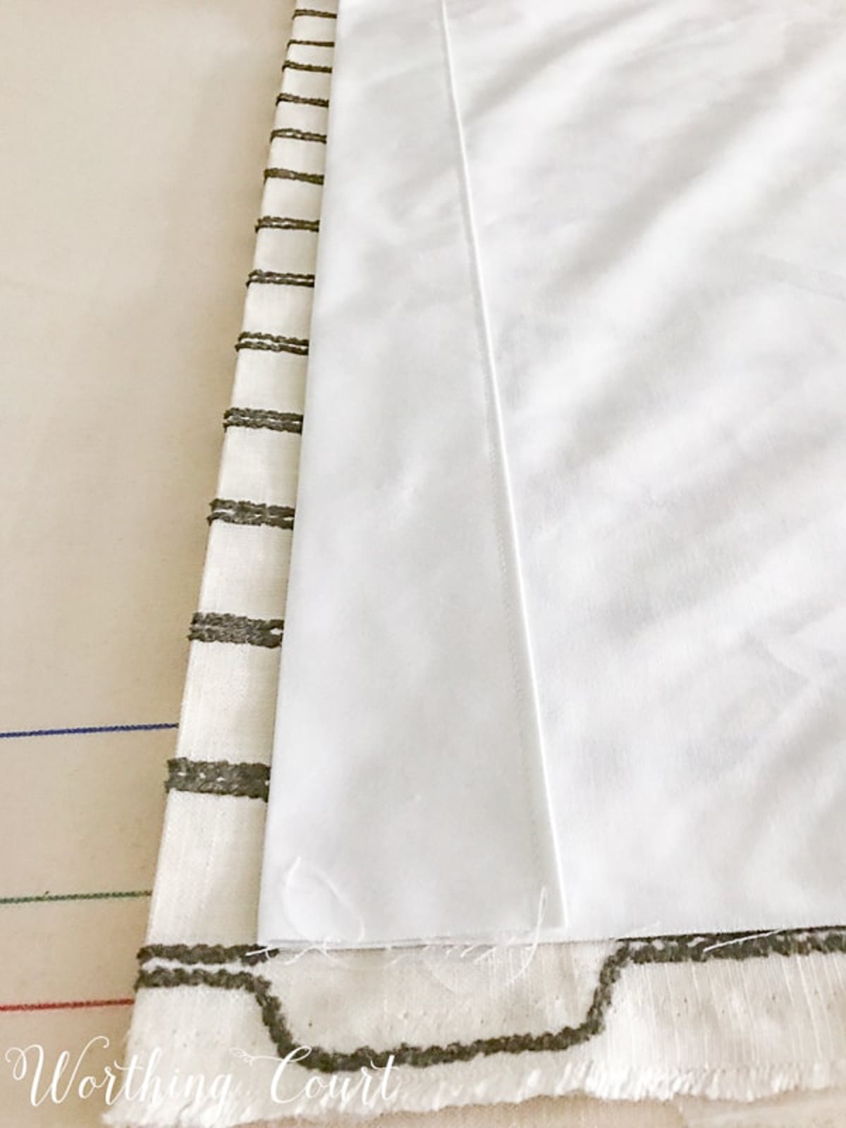 image from tutorial about how to make lined curtains