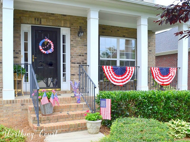 Red, white and blue decorations for July 4th. #july4thdecorations #patrioticdecorations #redwhiteandblue #july4thideas 