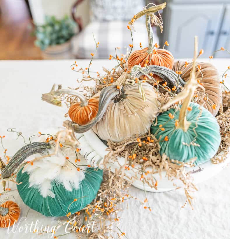 How To Make A Luxe Pumpkin Centerpiece On A Budget | Worthing Court