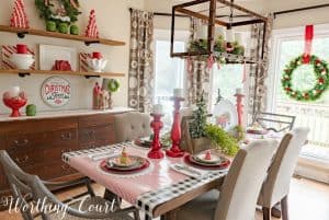 Red, green and white Christmas table
