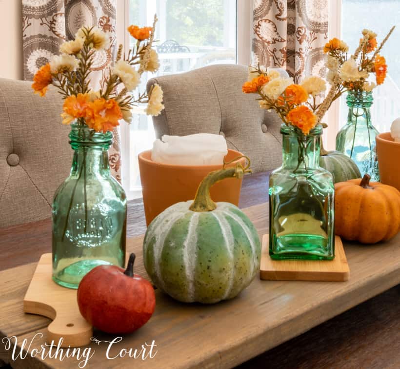 fall centerpiece with traditional fall colors